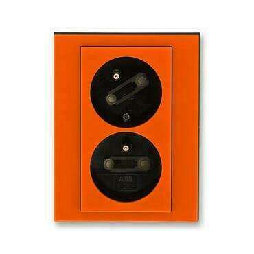 Zásuvka dvojnásobná ABB Levit 5513H-C02357 66, oranžová/kouř. černá, s clonkami, s natočenou dutinou