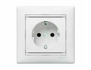 LEG 774421 VA BÍLÁ ZÁSUVKA 2P+T SCHUKO CL