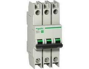 SCHN M9F52325 Jistič Multi9 C60BPR 3P C 25A 10kA 480Y/277V UL489 kab. oka RP 0,48kč/ks