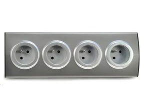 SOLIGHT 4z blok zásuvek do rohu, prodlužovací přívod 1,5m, 3 x 1mm2, stříbrný
