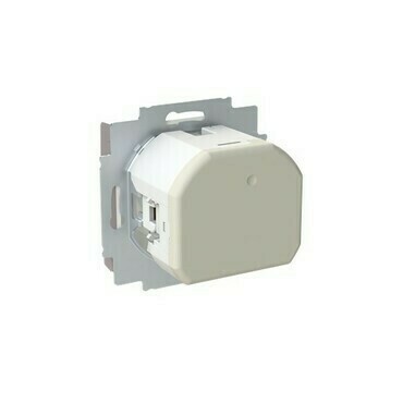 Zásuvka 1násobná s kolíkem ABB 5569T-A32357 244 s clonkami, s nabíjením USB-A, USB-C  greige