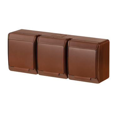 FAM GALATEA IP44 Zásuvka 3x 2P+PE SCHUKO, 3-nás. vodorovná (hnědá)