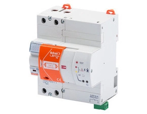 Automatický test a zapnutí chrániče  GEWISS RESTART 2 PÓLY – 25 A TYP A, Idn=0,03 A 230 V – 5 M