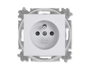 Zásuvka jednonásobná 55x61 ABB Levit 6619H-A06557 70, titanová, s clonkami (typ 6619)