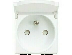 LEG N4145 BTL ZÁSUVKA 2P+T 16A,VÍČKO,2M