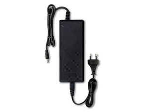 Adaptér napájecí MC LED adaptér 120W, DC 24V/5A, IP20, černý plast, s vidlicí