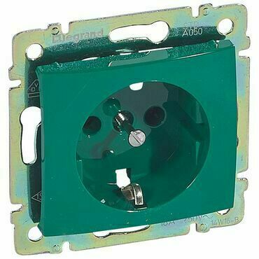 LEG 774372 VA ZELENÁ ZÁSUVKA 2P+T SCHUKO