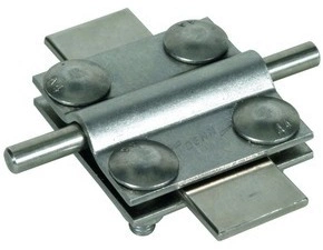 DEHN 318239  Křížová svorka nerez (V4A), pro prům. 8-10/pásek 30mm pásek 30/30 mm, bez mezidesti DEH DEHN