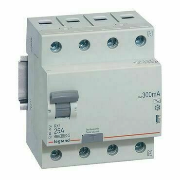 Chránič čtyřpolový LEGRAND 402070 RX3 CHRÁN. 4P 25A 300MA AC