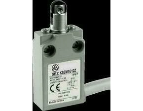 SEZ KSEM1G12Z Koncový spínač kovový s přívodním kabelem, s kovovou kladkou