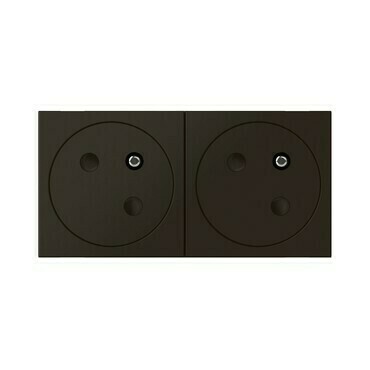 Zásuvka 2x2P+T zarovnaná LEG 079192L Mosaic 4M černá