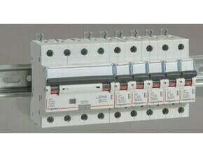 Chránič kombinovaný LEGRAND 411189 DX3 KOMB. 4P C32 30MA AC 6KA