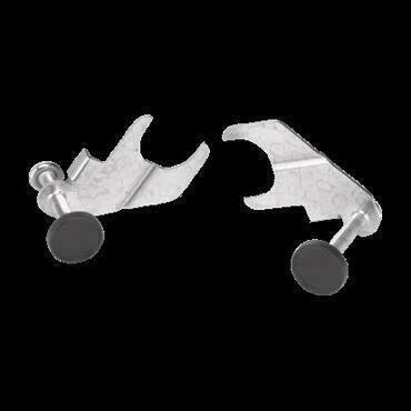 Sada dvou kusů mont. držáků SIMON KSF7, pro upnutí základny Ofiblok Line, hliník/šedá grafit