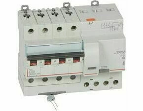 Chránič kombinovaný LEGRAND 411210 DX3 KOMB. 4P C50 300MA AC 6KA