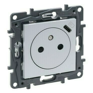 Zásuvka jednoduchá 2P+T/USB LEG 863338 Niloé Step cl., hliník