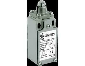 SEZ KSAM3F12W02 Koncový spínač kovový s kovovou kladkou, šířka 30 mm