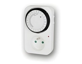 Zásuvka spínací ELEKTROBOCK 0142 ZS10, mechanická