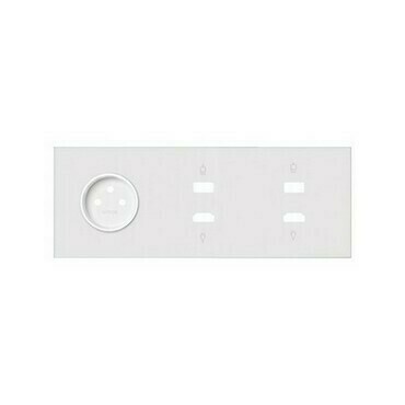 Sestava 3 násobná: 1 zásuvka+2 HDMI+1 USB, bílá matná