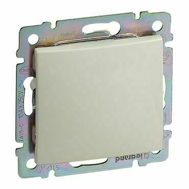 LEG 774101 VA BÉŽ. SPÍNAČ Č.1 IP44