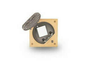 Vklad krabice podlahové SIMON KSE0SEC/23/71, KSE IP66 s inbus. zámkem, prázdný, 1M K45, mosaz