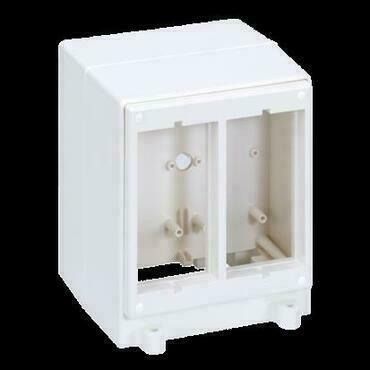 Minivěž dvoustranná SIMON 52550204-030, Simon ST na 4 moduly Simon 500, nebo 8 modulů K45, bílá