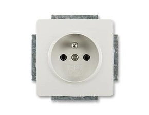 ABB 5518G-A02349 S1W Zásuvka jednonásobná s ochranným kolíkem 99-Blistry