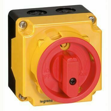 LEG 022660 VYPÍNAČ 3P 12A IP65