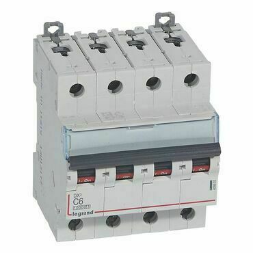 Jistič čtyřpolový LEGRAND 409333 DX3 4P C6 10000A/16KA