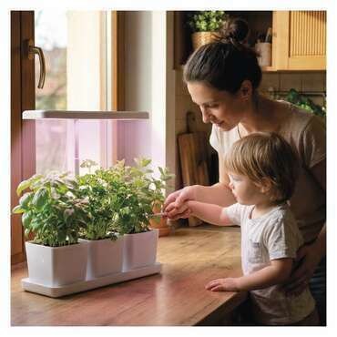 EMOS Z7904 LED GROW PĚSTEBNÍ LAMPA NA BYLINKY