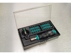 wpr10209 251-FRNS-1 32-dílná sada "FRANCIS" - bity s rychloupínací rukojetí a magnetickou upínkou b