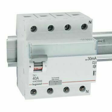 Chránič čtyřpolový LEGRAND 411765 TX3 CHRÁN. 4P 40A 30MA A