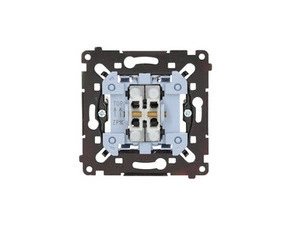 Ovladač žaluziový SIMON SZP1KMR, třípolohový, řazení 1/0-0-1/0, 10A/250V~, bezšroubové svorky