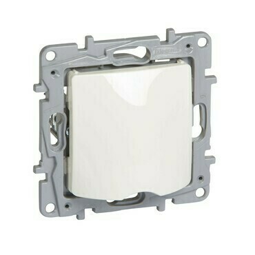 LEG 764646 NIL VÝVOD KABELŮ IP20 BÉŽOVÁ