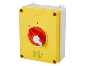 Vačkový vypínač nástěnný GEWISS GW70437P, 0/1 emergency, 63 a 3p, uzamyk. červený knoflík, IP65