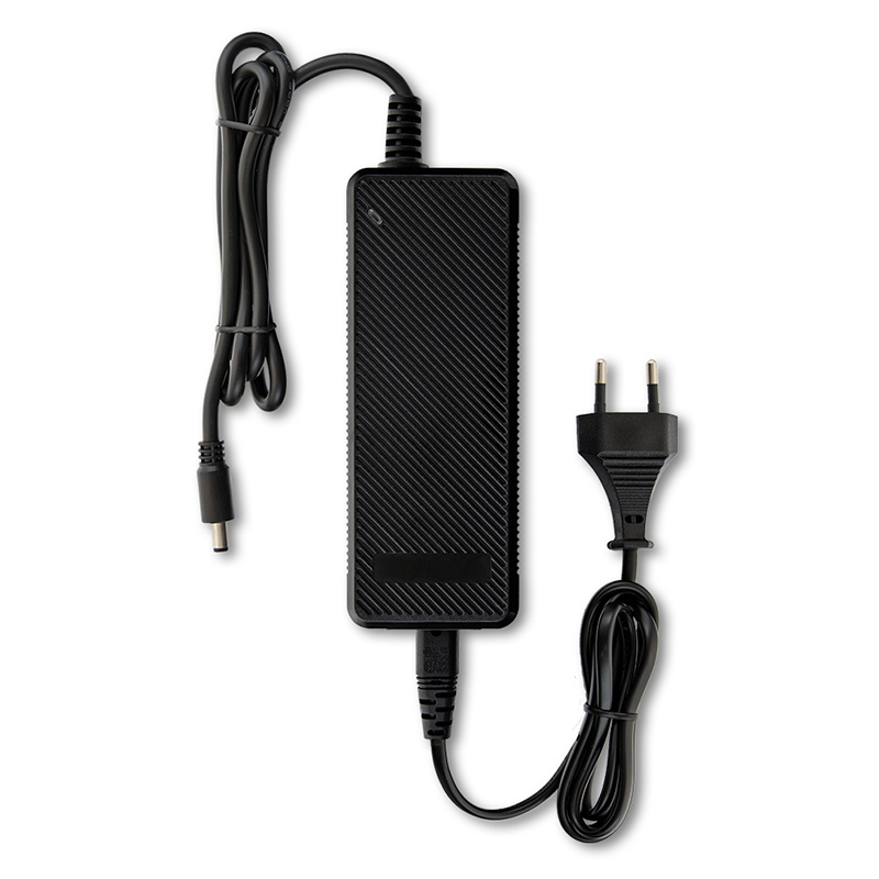 Adaptér napájecí MC LED adaptér 96W, DC 12V/8A, IP20, černý plast, s vidlicí
