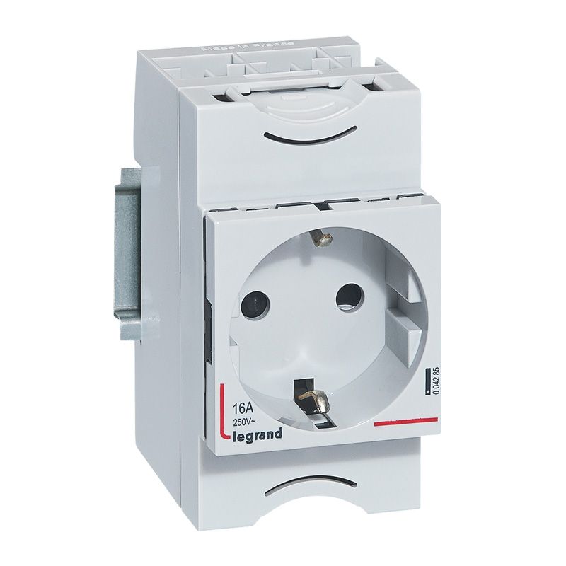 LEG 004285 ZÁSUVKA 2P+T 16A SCHUKO CLON.