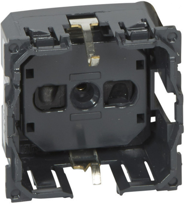 LEG 067153 CL ZÁSUVKA 2P+T SCHUKO