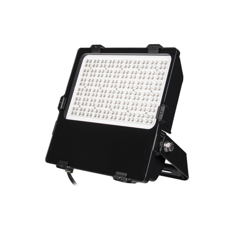 LED reflektor MC LED Delta 200, 4000K, 200W, vyzařovací úhel 30°