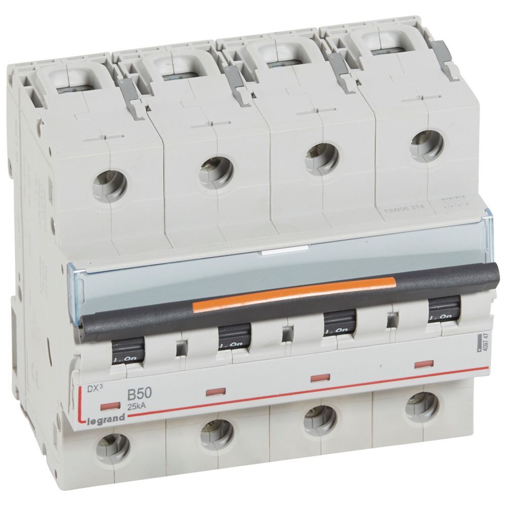 Jistič čtyřpolový LEGRAND 409747 DX3 4P B50 25KA