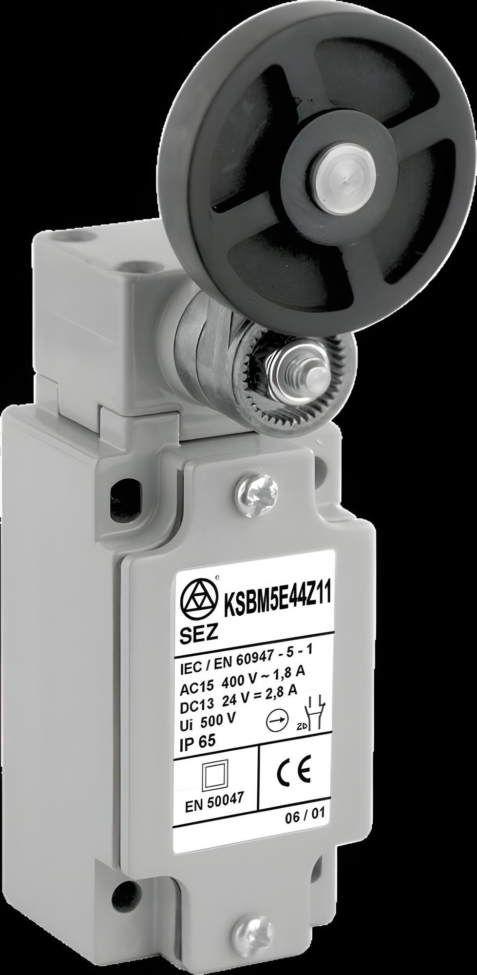 SEZ KSBM5E44W02 Koncový spínač kovový s pákou a gumovou kladkou (průměr 50 mm), šířka 40 mm