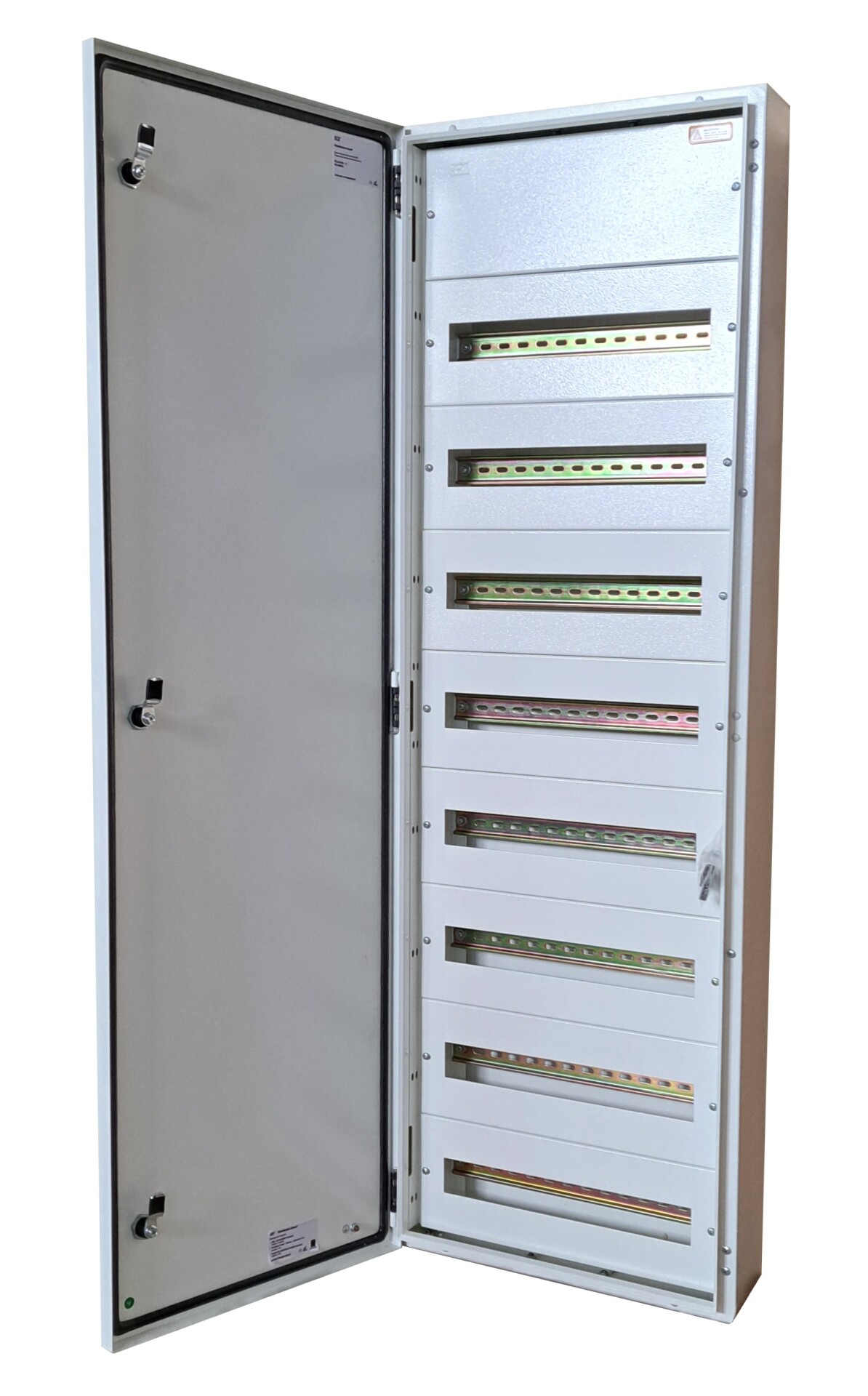 SEZ T-BOX 144/8/18  Kovová skříň T-BOX, nástěnná, 144 modulů - 8 řad, IP 65, 1400x450x125 mm