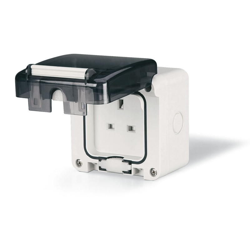SCAME 137.6411 PROTECTA IP66 - zásuvka 16A,250V - 137.6411