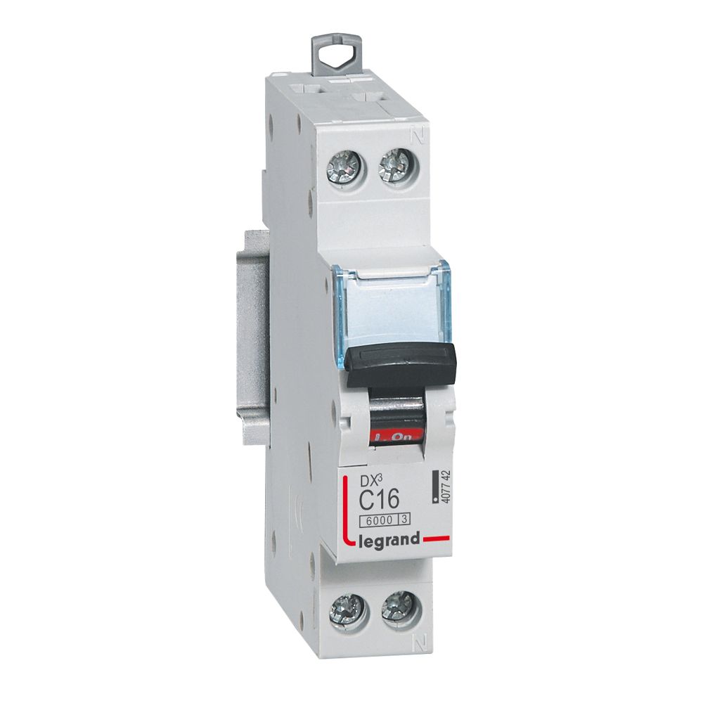 Jistič dvoupolový LEGRAND 407742 DX3 1P+N C16 6/10KA