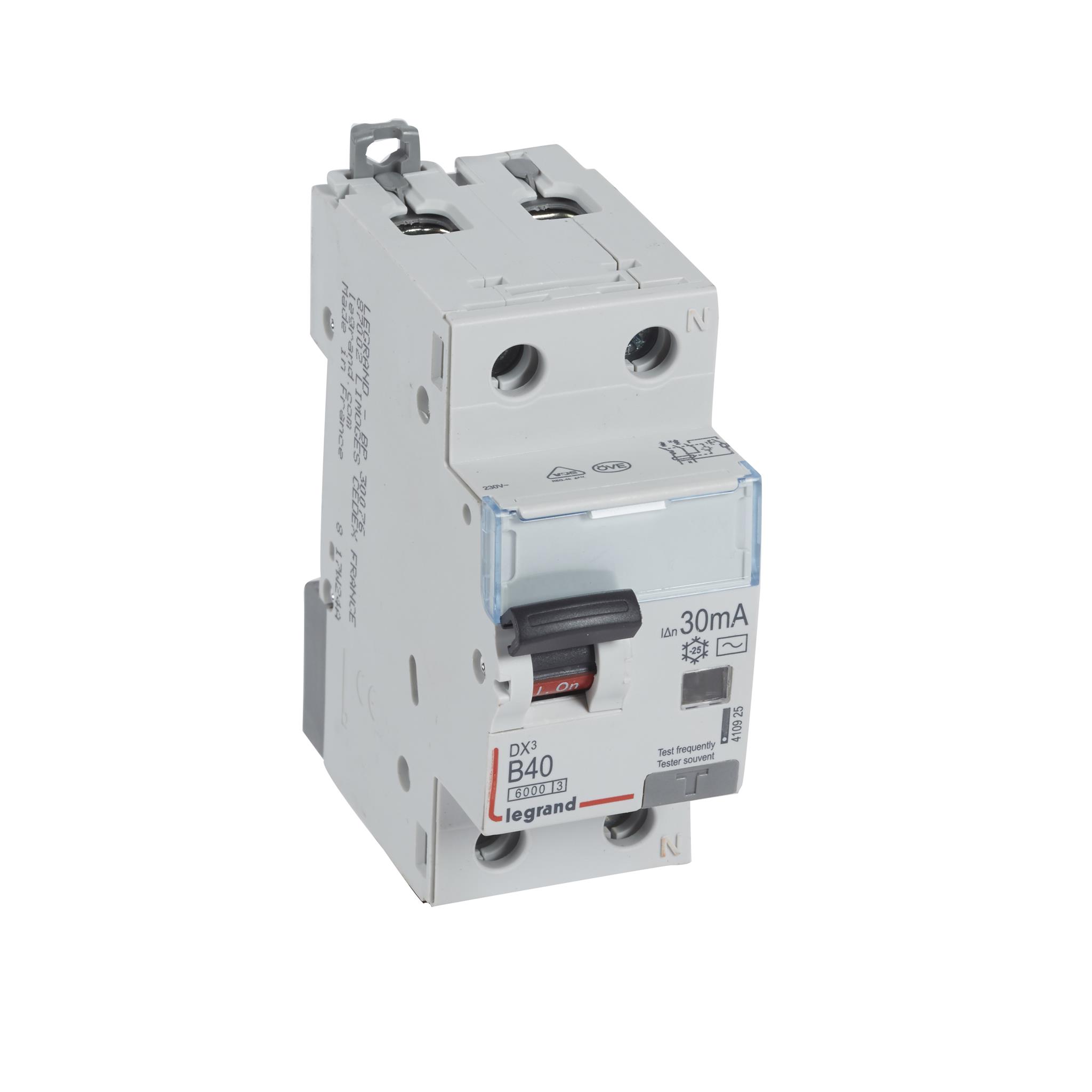 Chránič kombinovaný LEGRAND 410923 DX3 KOMB. 1+N B25 30MA AC 6KA