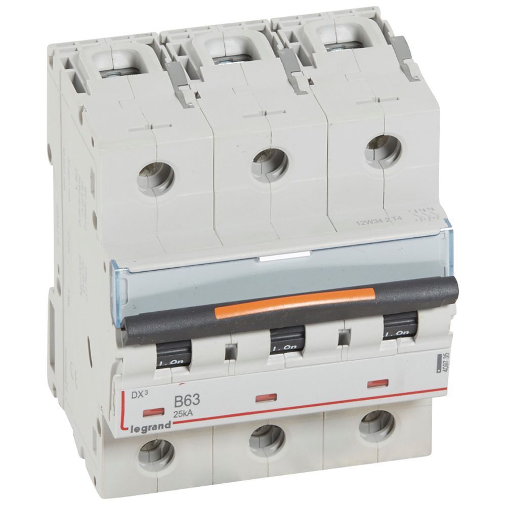 Jistič třípolový LEGRAND 409735 DX3 3P B63 25KA