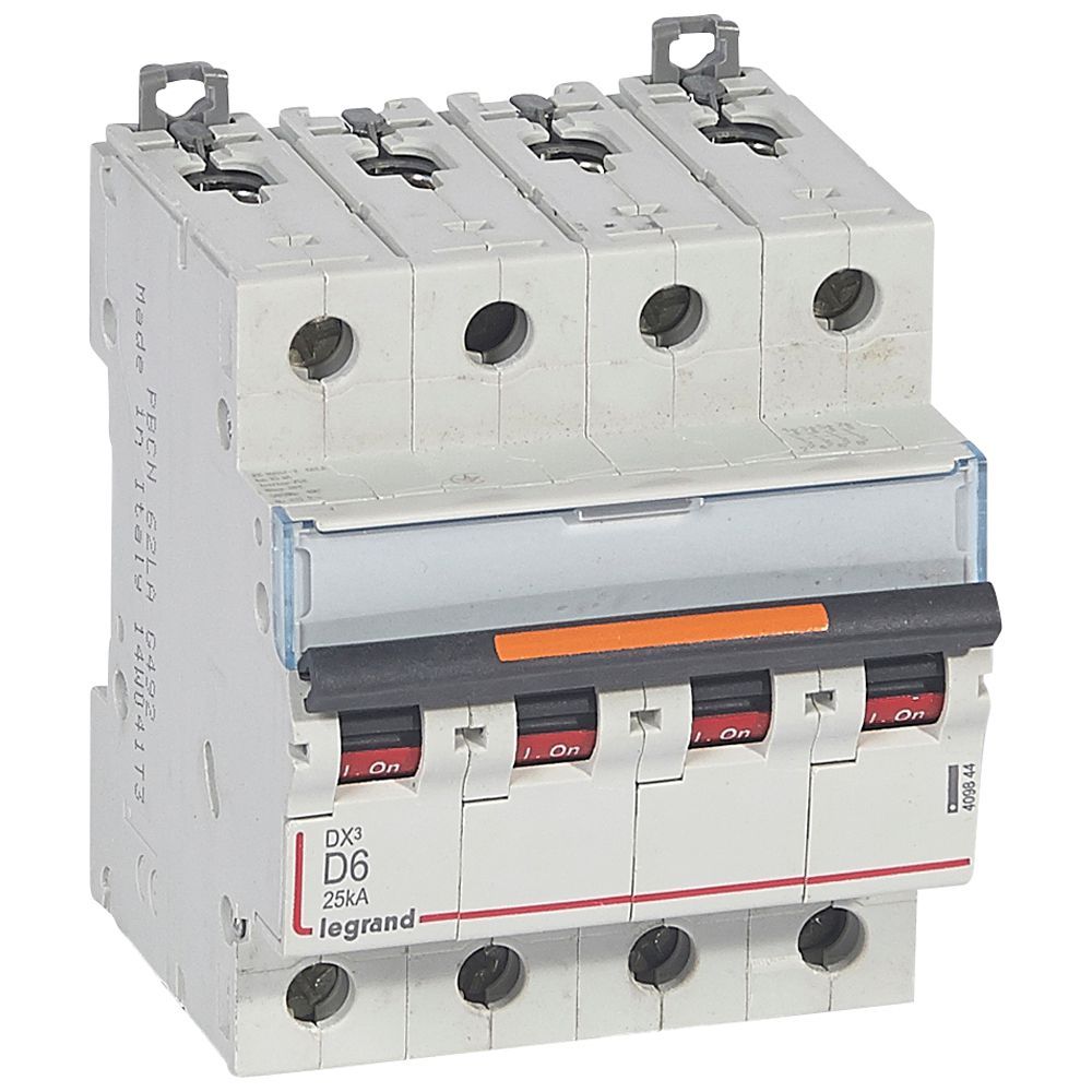 Jistič čtyřpolový LEGRAND 409844 DX3 4P D6 25KA