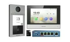 Hikvision DS-KIS604-S(C)(O-STD)/Europe BV Kit IP videotelefonu, bytový monitor + dveřní stanice + switch + microSD