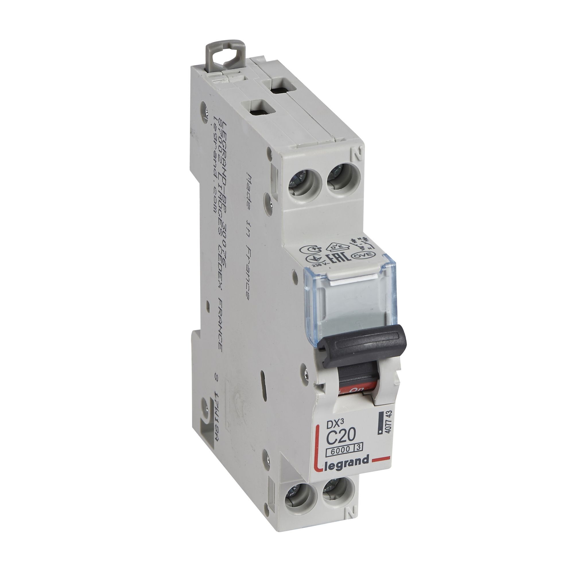 Jistič dvoupolový LEGRAND 407743 DX3 1P+N C20 6/10KA