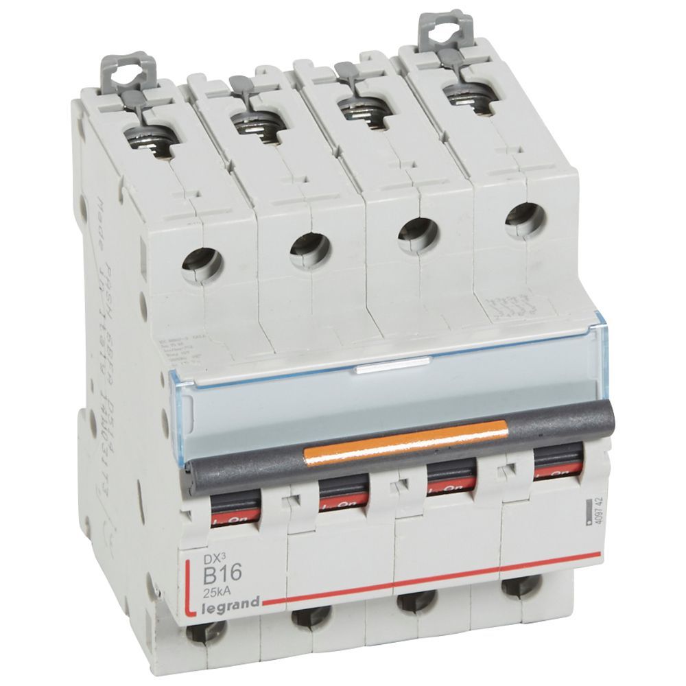 Jistič čtyřpolový LEGRAND 409742 DX3 4P B16 25KA