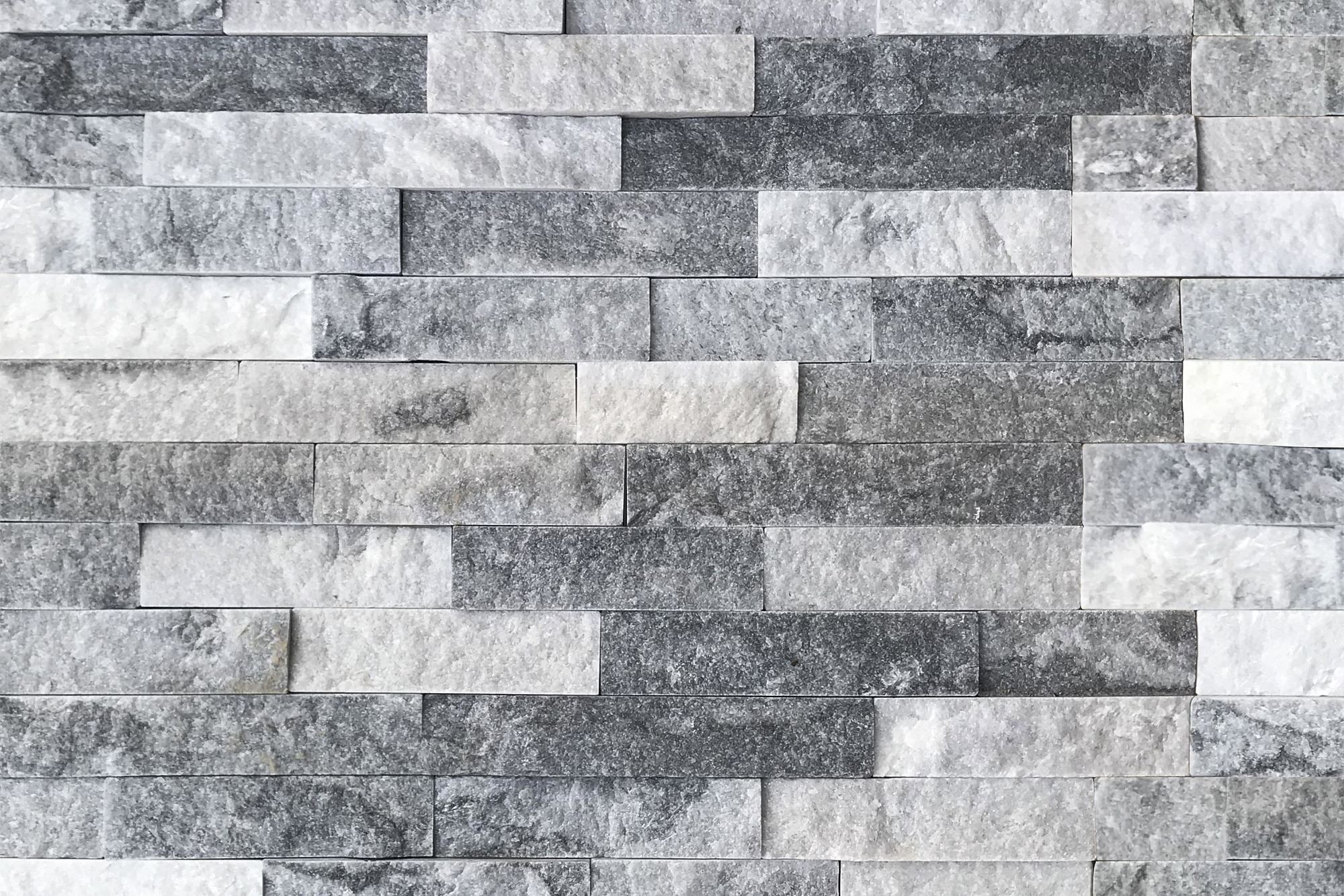 Obklad kamenný lepený DEKSTONE Q 016 Quartzite White & Grey kvarcit plošný 550×150 mm